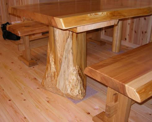 3木材テーブル